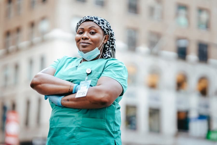 8 Leadership Skills You Learn With an Advanced Nursing Degree