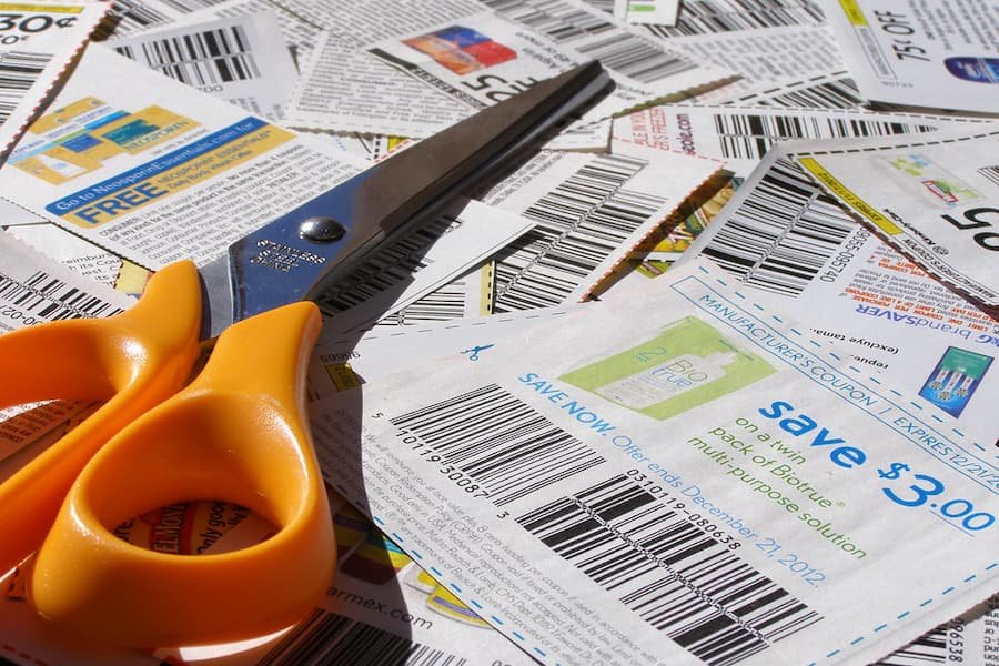 How Can Plastic Coupons Be Used?