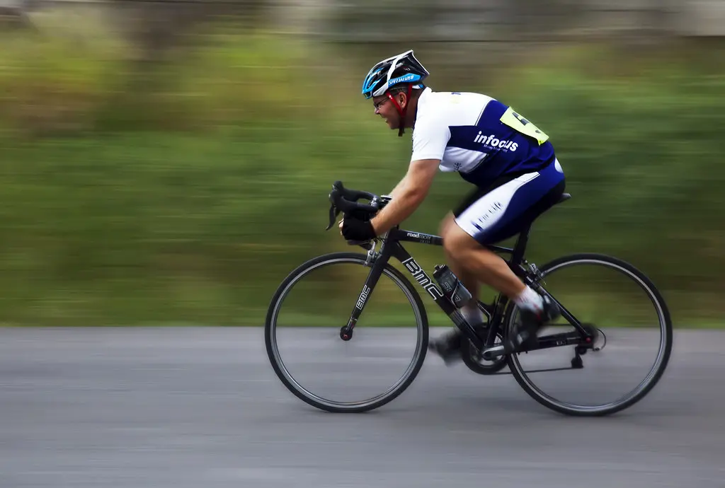 How to Build Endurance for Long-Distance Cycling