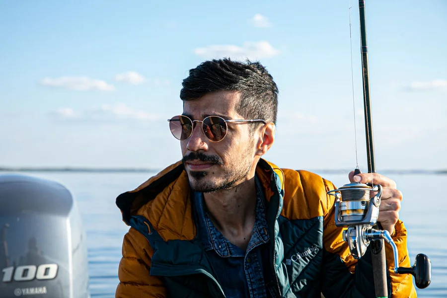 Huk Men’s Spearpoint Sunglasses Review: Polarization & Fit